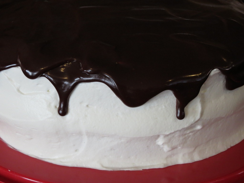 [Tuxedo%2520Cake%25202%255B4%255D.jpg]