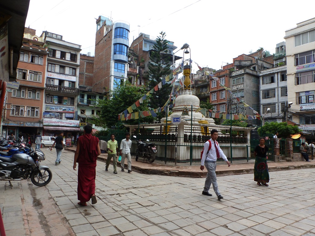[Kathmandu-Street-Scene-July-2012-73.jpg]