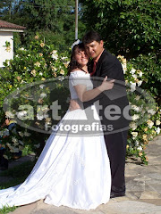 Álbum de fotos de EMERSON&JANE. Fotografias da Art Tec Fotografias que faz fotos de casamento, fotos de festas, fotos de eventos sociais, fotos de aniversário, fotos de formatura, fotojornalismo, ensaios fotográficos, fotos de estúdio, book fotográfico e outros serviços fotográficos em Pelotas, RS, e outras cidades do Rio Grande do Sul. Album (digital) de fotos de EMERSON&JANE. Fotografias digitais da Art Tec Fotografias que faz fotos de casamento, fotos de festas, fotos de eventos sociais, fotos de aniversário, fotos de formatura, fotojornalismo, ensaios fotográficos, fotos de estúdio, book fotográfico e outros serviços fotográficos em Pelotas, RS, e outras cidades do Rio Grande do Sul. fotos casamento de pelotas rs para noivas casamentos rio grande do sul foto fotografia modelo convite moderno arranjos mesa festas aniversario pampas gaucho