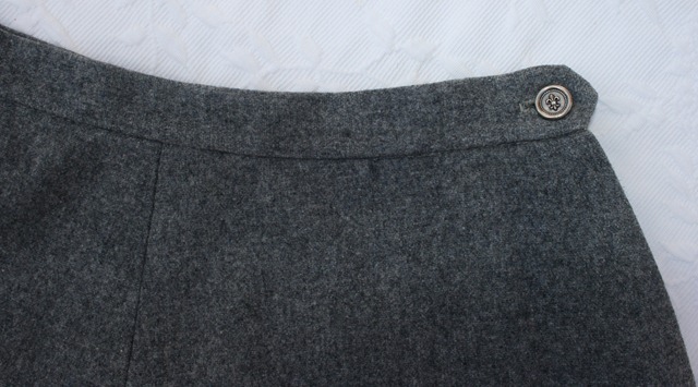 gray skirt 033