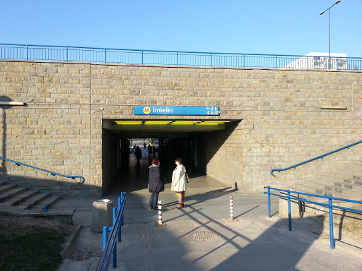 Metro Imielin 