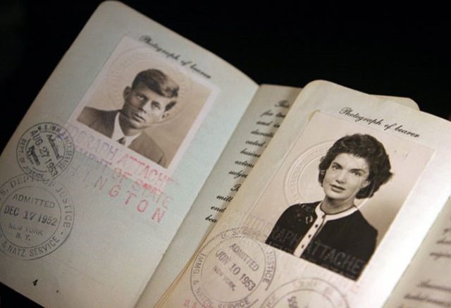 [celebrity-passport-old-9%255B2%255D.jpg]