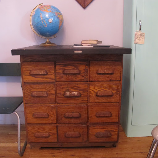 I was drawn to the weight and unique grid of this chest of drawers, plus the wood grain is just so pronounced!