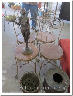 nashville-flea-market-shopping-petticoat junktion
