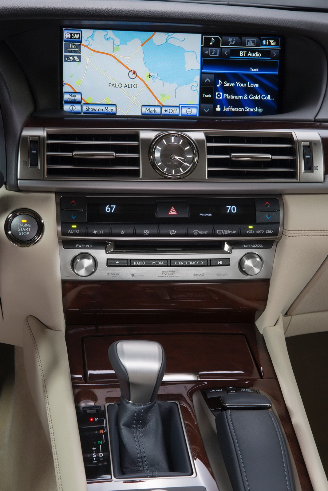 [2013-Lexus-LS460-29%255B2%255D.jpg]