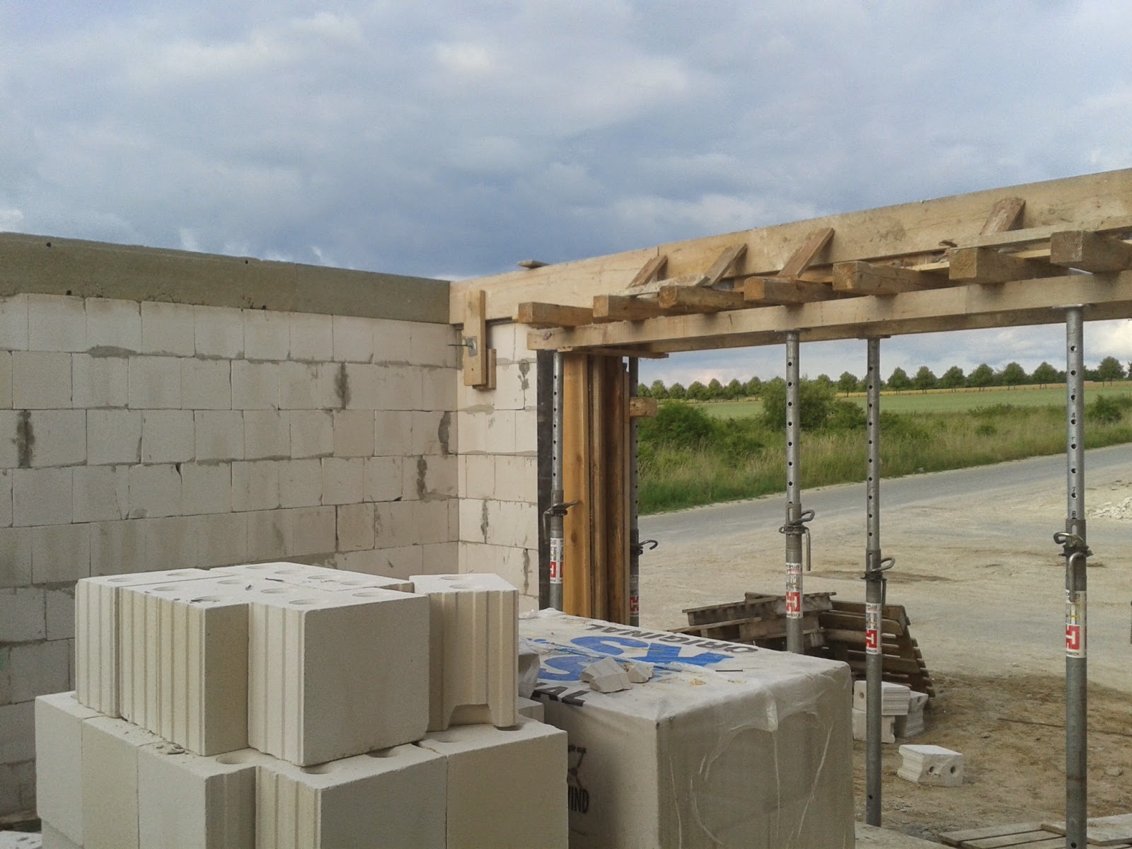 Unser Bautagebuch: Ringanker für Garage fertig