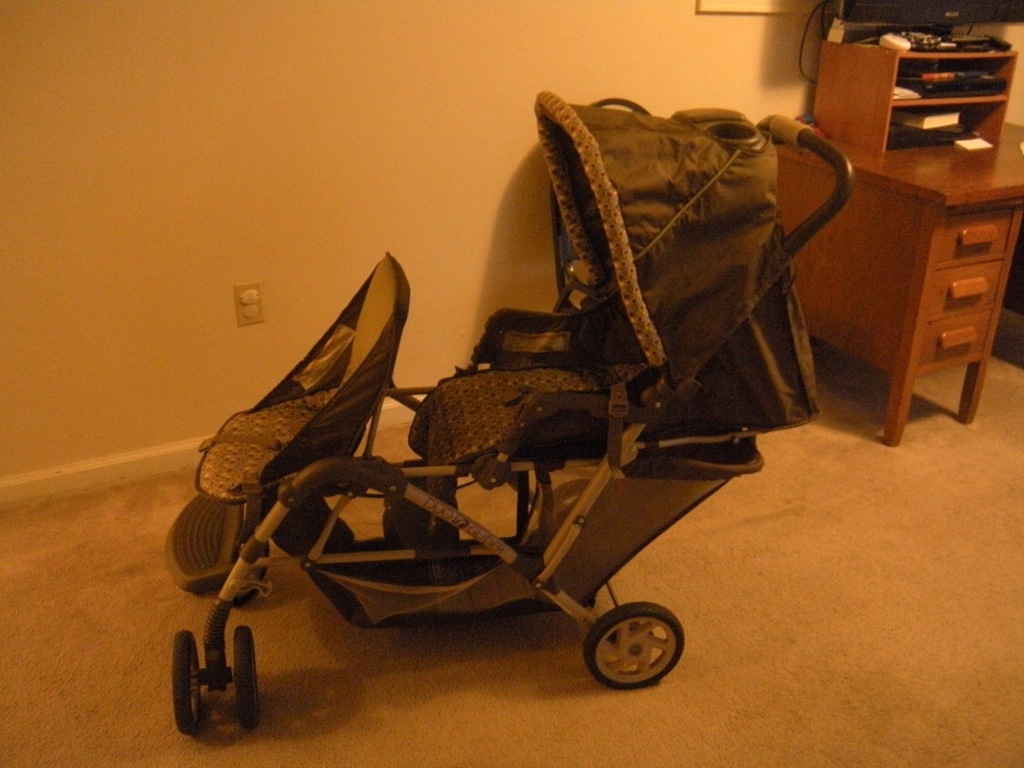 [Stroller%25202%255B3%255D.jpg]