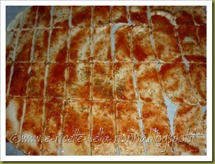 Salatini piccanti di pastasfoglia al gusto pizza (3)