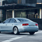 2012 Audi A8 Hybrid 004.jpg