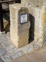 Sign post to Bath