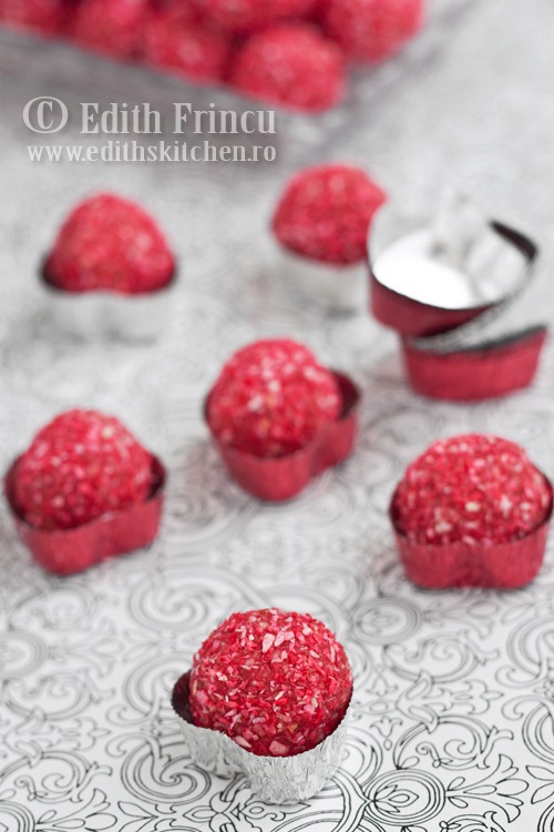 [bomboane-cu-cocos-si-gem-25.jpg]