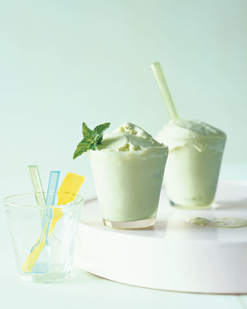 Fresh Spearmint Ice Cream.
(marthastewart.com/330145/fresh-spearmint-ice-cream)
