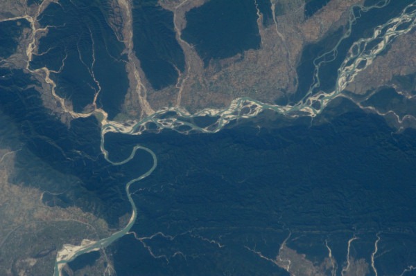 [gandaki-river-nepal-as-seen-from-space%255B5%255D.jpg]