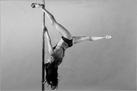 pole_art___extended_butterfly_by_h_e_photography-d2xp9tx