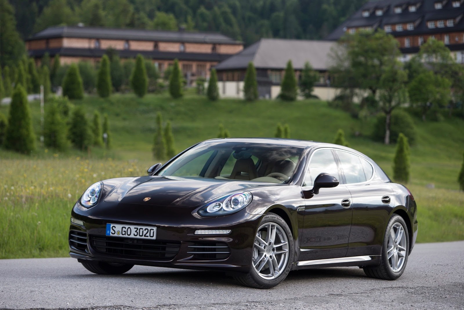 [2014-Porsche-Panamera-21%255B2%255D.jpg]