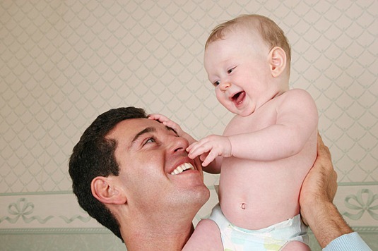 [father-with-baby%255B3%255D.jpg]