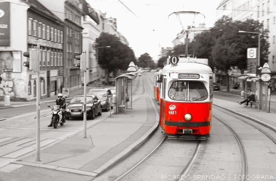 [vienna-tram02-395.jpg]