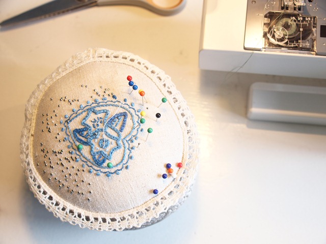 [wendy%2520pincushion%255B3%255D.jpg]
