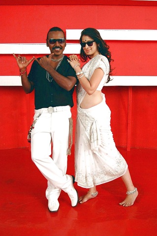 [kanchana%2520movie%2520stills_andhrabulletin.com%2520%25286%2529%255B5%255D.jpg]