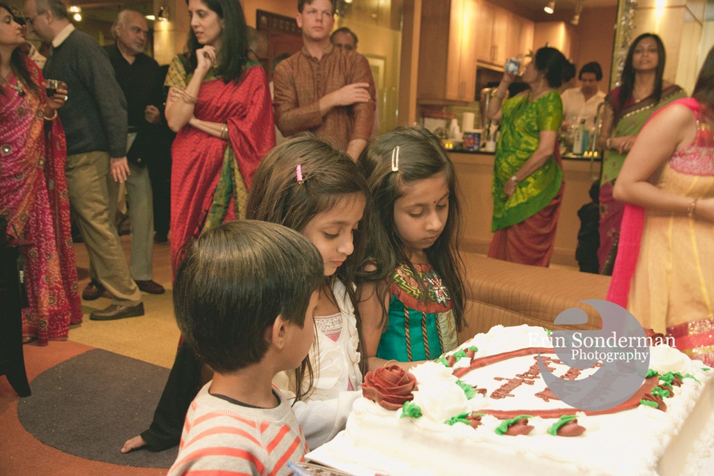 [ESP20121222_SahibSharenEvent_WM%2520%252833%2529%255B3%255D.jpg]