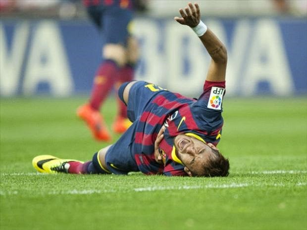 [Barcelona-Neymar-caido%255B4%255D.jpg]