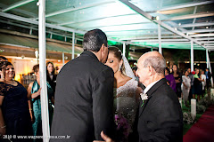 Fotos do evento Fernanda e Renato. Foto numero 29. Fotografia (fotografias) dos fotógrafos de casamento Wagner e Vanessa que fazem fotos de casamento (fotografia de casamento) no melhor estilo do fotojornalismo em Niterói, RJ, e outras cidades do Rio de Janeiro. fotos casamento niterói de rj festa rio janeiro niteroi festas para casamentos foto fotojornalismo fotografia noiva ornamentaçao penteados simples decoraçao fotógrafo eventos