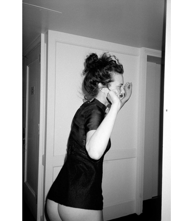 [shalom-harlow34.jpg]