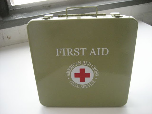 It has a handle so you can easily carry it to where it's needed. It has a handle so you can easily carry it to where it's needed.