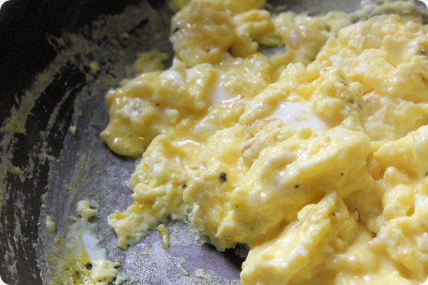 scrambled eggs breakfast cups recipe