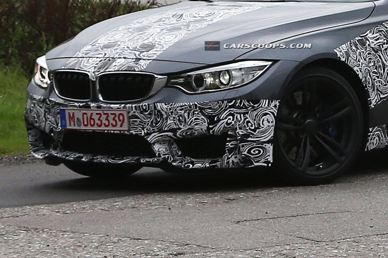 2015-BMW-M3-Sedan-09%25255B3%25255D.jpg