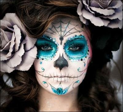 [halloween-beauty-L-3CNsSi_large%255B2%255D.jpg]