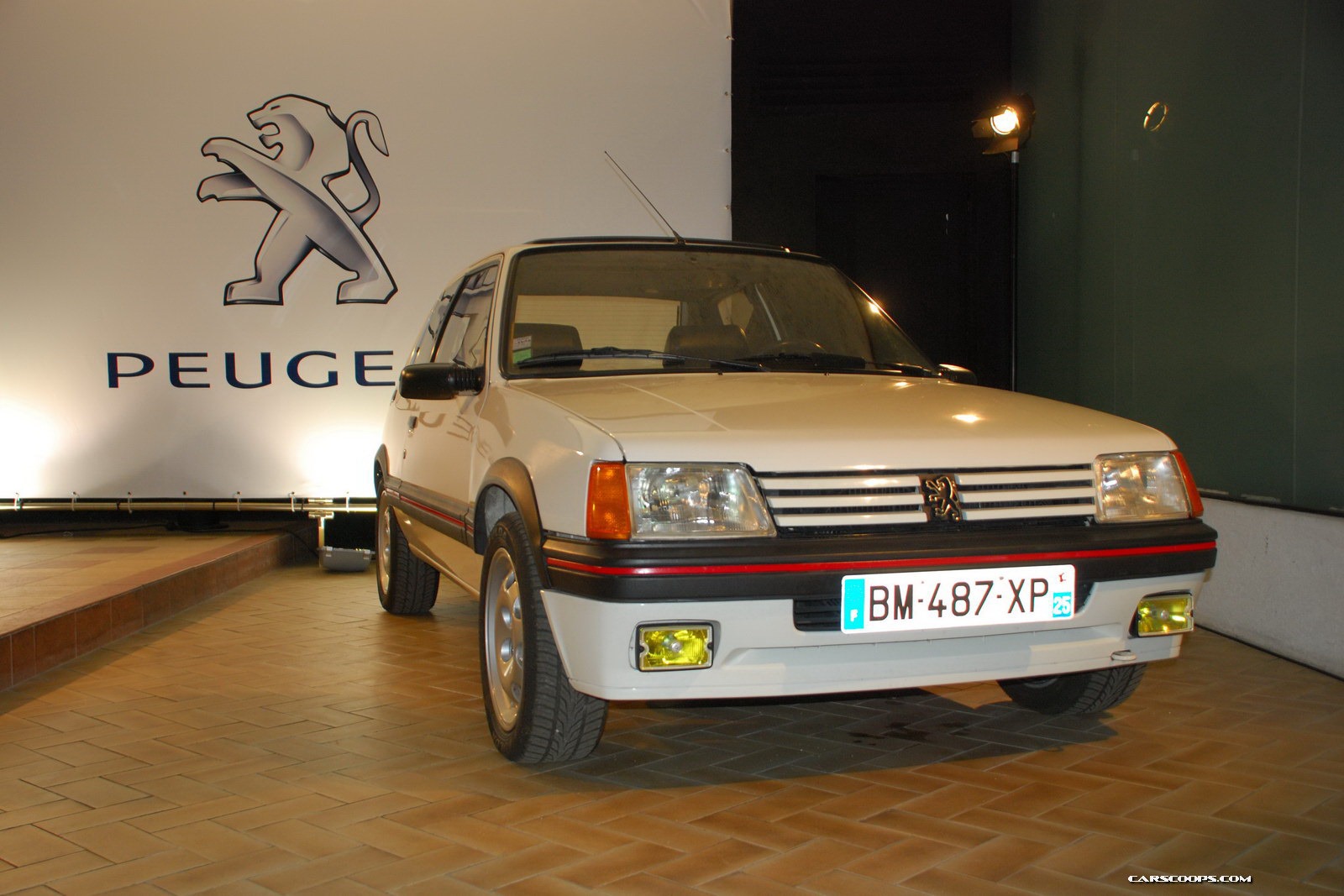 [Peugeot-208-GTi-Nice-21%255B2%255D.jpg]