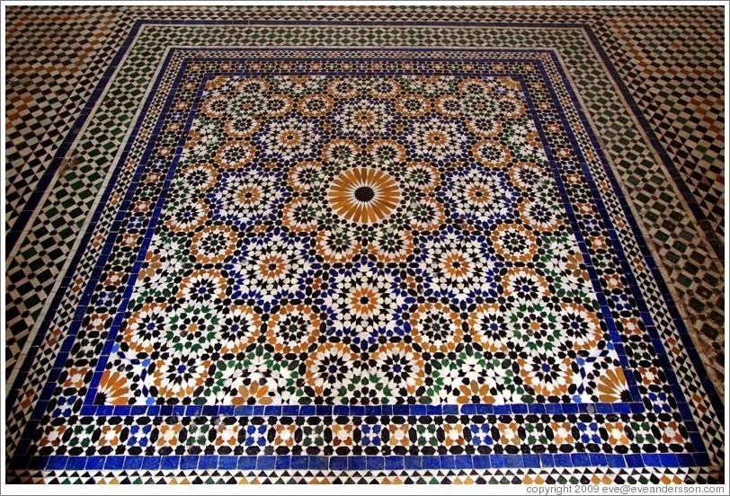 [marrakech-bahia-palace-floor-near-la.jpg]
