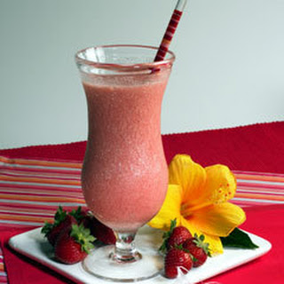 Red Tea Harvest Strawberry Smoothie