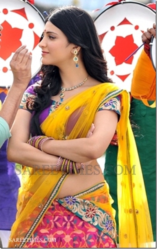 Shruti_Haasan_Half_Sarees (2)