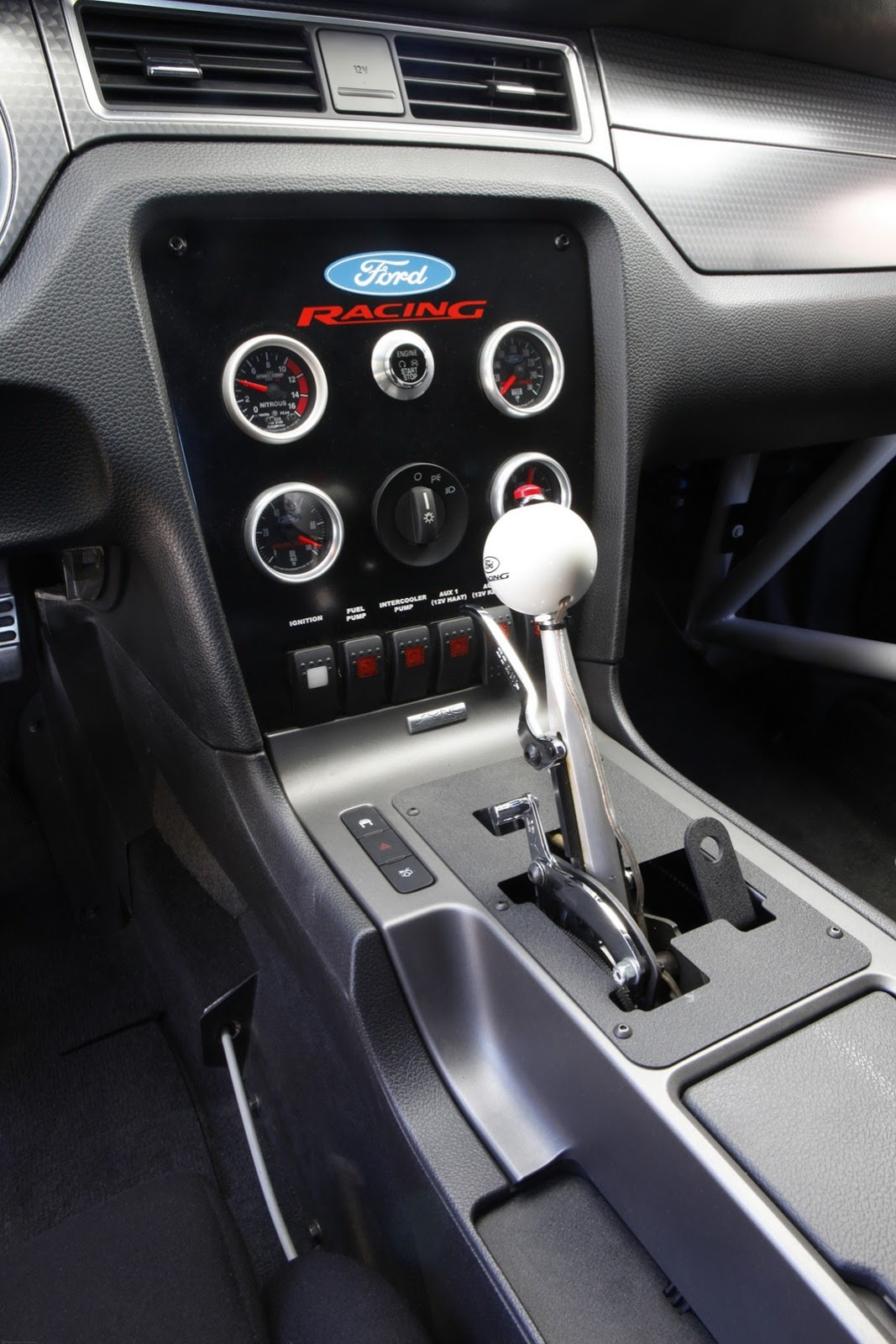 [Ford-Mustang-Twin-Jet-Cobra-23%255B3%255D.jpg]