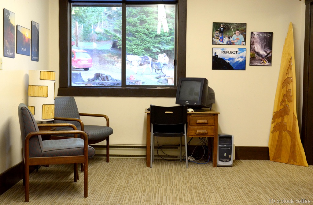 [Library%2520office%2520space%255B8%255D.jpg]