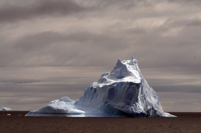 [natural-icebergs-cold-21%255B2%255D.jpg]
