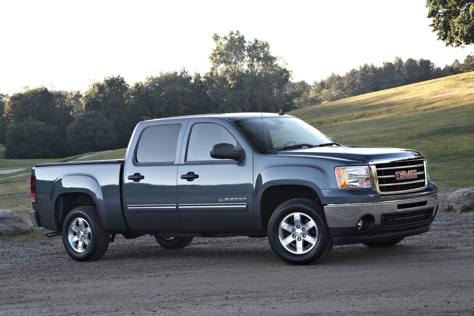 [GMC-Sierra-2013-3%255B2%255D.jpg]