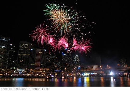 'Fireworks Display' photo (c) 2008, John Brennan - license: http://creativecommons.org/licenses/by-nd/2.0/
