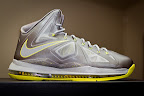 nike lebron 10 gr canary 9 03 Release Reminder: Nike LeBron X Yellow Diamond