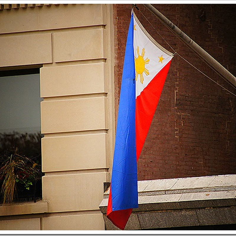 Public domain Philippine flag picture