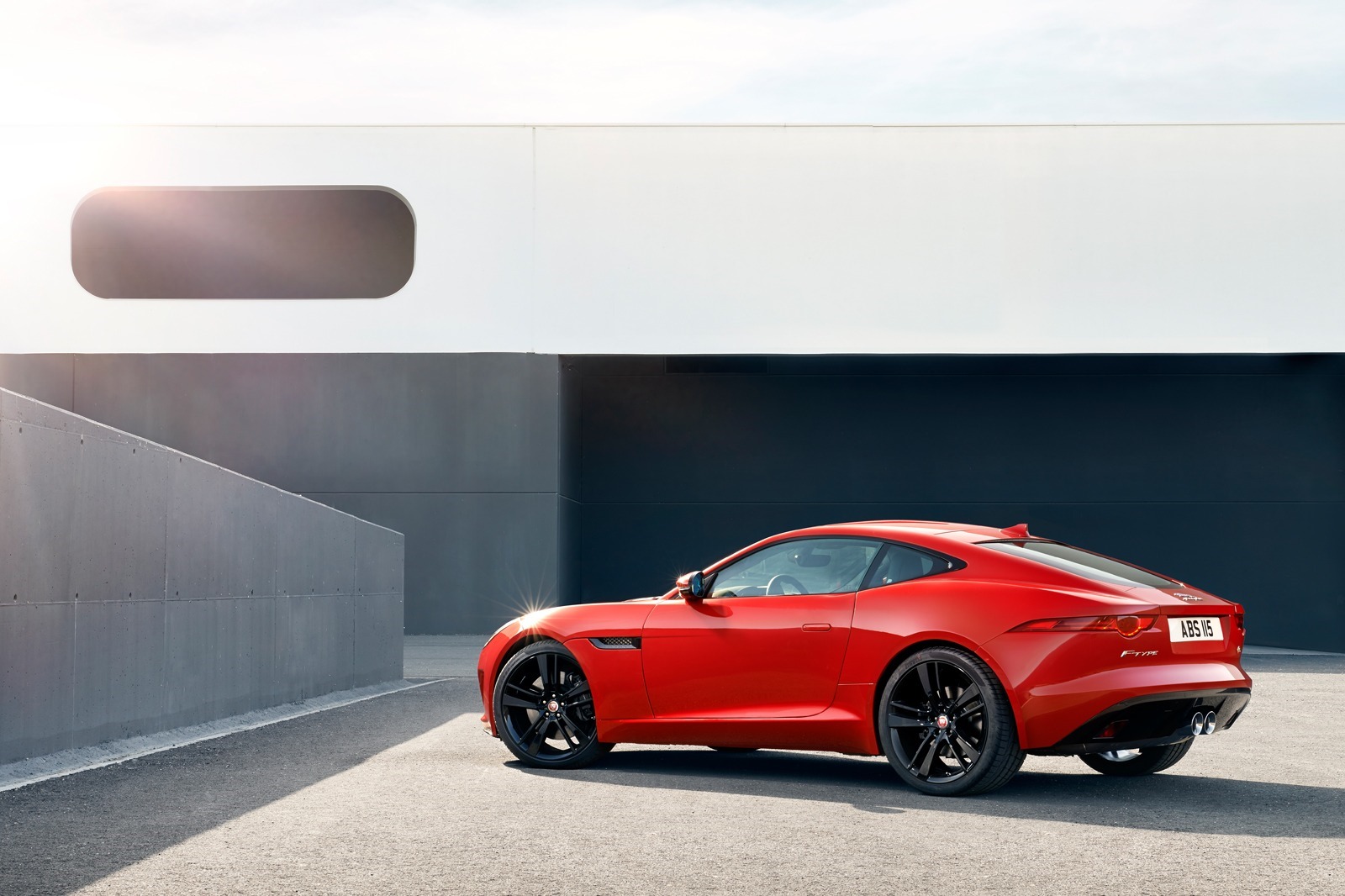 [New-Jaguar-F-Type-Coupe-44%255B2%255D.jpg]