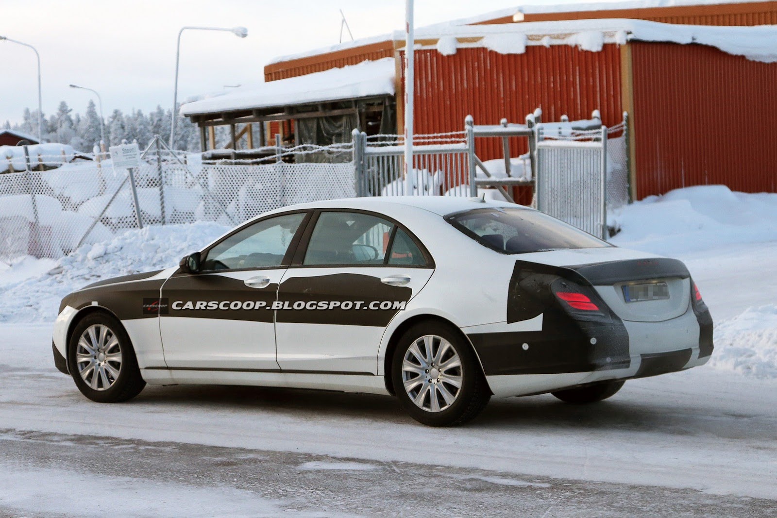 [2014-Mercedes-Benz-S-Class-5Carscoop%255B3%255D.jpg]