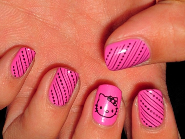[HelloKitty-simple-nail-design06%255B3%255D.jpg]