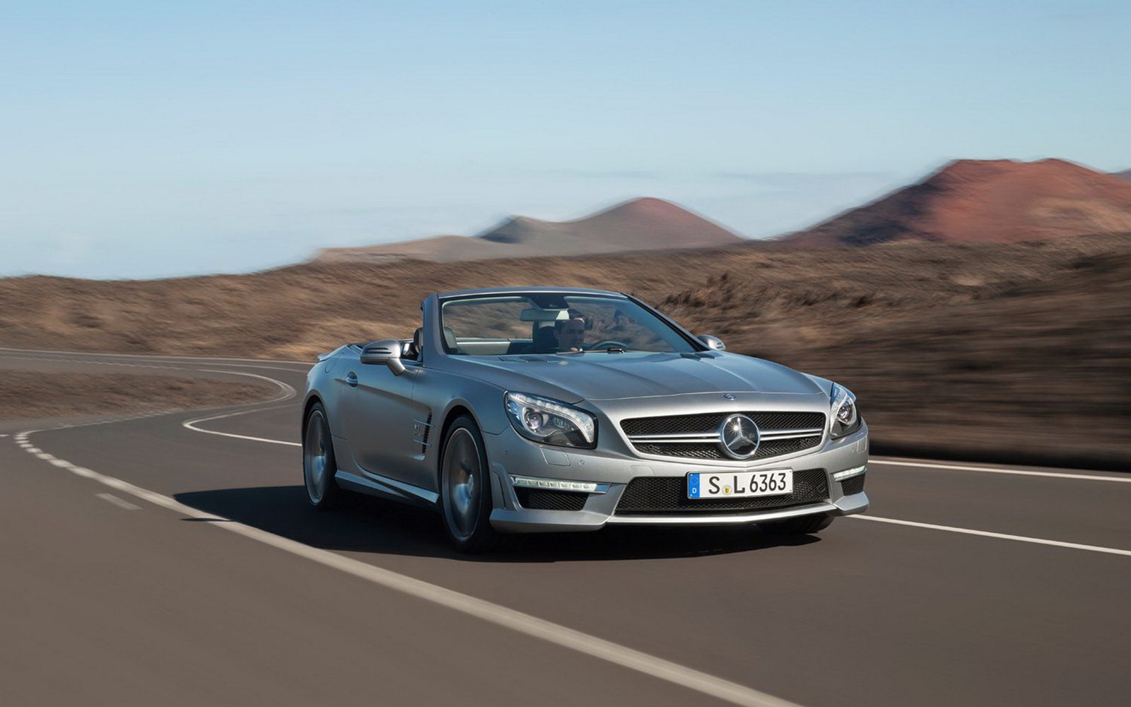 [2013-Mercedes-SL63-AMG-10%255B5%255D.jpg]