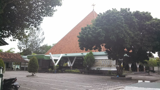 Gereja St. Yusuf Pekerja