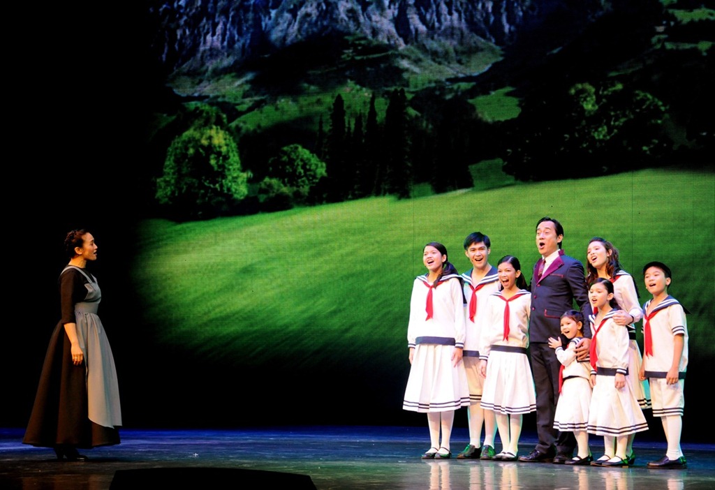[The-Sound-of-Music1%255B1%255D.jpg]