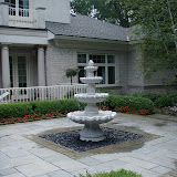 Pondless water feature fountain