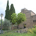 Façana principal de l'església de Lluçà